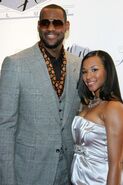 Lebron james fiance a p