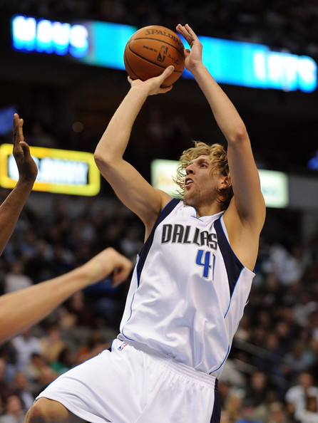 14 and 41: The story behind Nowitzki's jersey numbers - FIBA