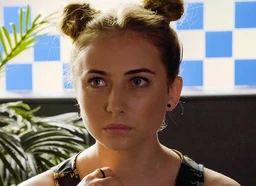 Piper Willis (Mavournee Hazel)