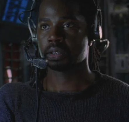 Маркус чонг матрица. Матрица линк актер. Матрица: перезагрузка фильм 2003 хэролд перрино. Маркус чонг матрица 1999. Скайлинк старый логотип.