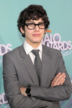 Matt Bennett Nerd Queen Wiki Fandom