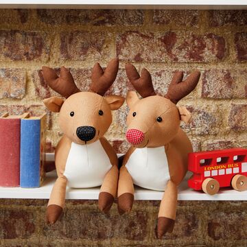 Free stuffed reindeer sewing pattern 2025
