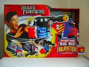 OptimusPrimeBigRigBlasterBox.jpg (55 KB) The packaging for the Optimus Prime Big Rig Blaster.