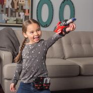 A model aiming the Rapid Reload Blaster.