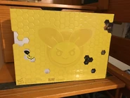 The back of the collector's edition sleeve.