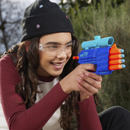 A model aiming the Wild Edition Prospect QS-4.