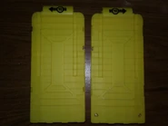 The front and back of the yellow ten dart clip.