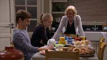 Thuis afl4296 StanEmmaMarianne.jpg