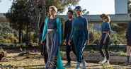 Astrid, Saúl and Mayka walk