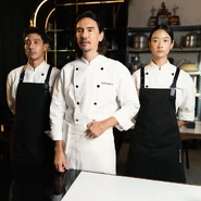 Hunger - Tone, Paul and Aoy in the kitchen.jpg (105 KB) Tone, Paul and Aoy in the kitchen