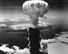 Los bombardeos de Hiroshima y Nagasaki trama final del juego.