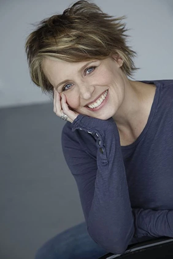 Alison Quinn New Happily Ever Afters Wiki Fandom