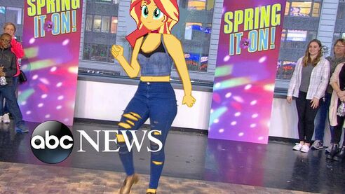 Chloearnold-egirls-gma1