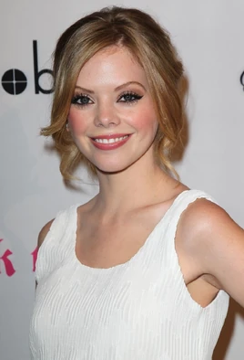 Dreama Walker