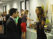 NewGirl-EP302 Jacooz2-Sc25 0416.jpg (84 KB)