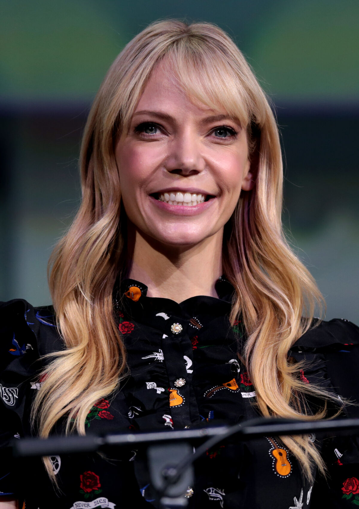 Riki Lindhome New Girl Wiki Fandom