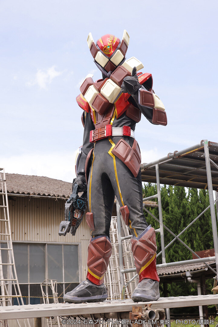 仮面ライダーヴァレン辛木田絆斗着用衣装カーキトレンチコートM