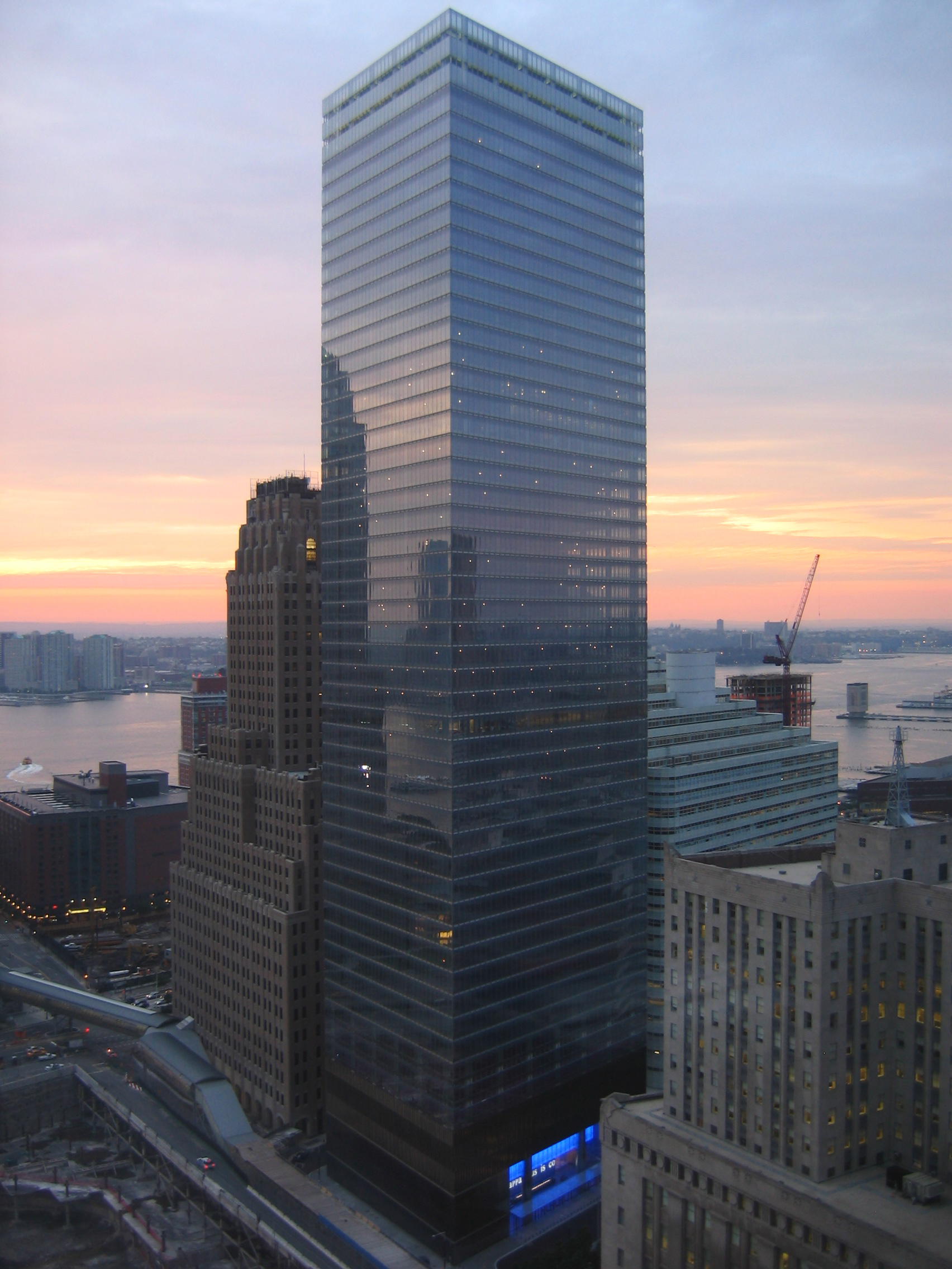 ВТЦ 7. Всемирный торговый центр 3. WTC 7. Level Performance здание.