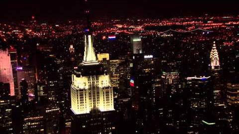 The Empire State Building Lights Up During the 37th Annual Macy's Fireworks Show