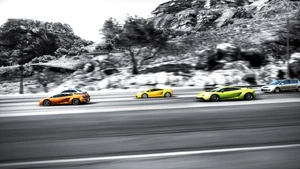 Halsbrecherische Highway-Rennen