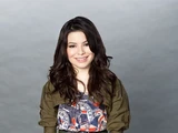 Miranda Cosgrove