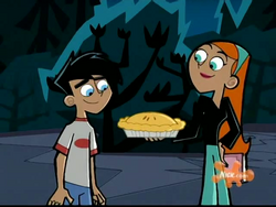 danny phantom danny phantom Jazz Offers Danny Some Pie
