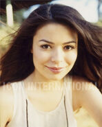 Miranda Cosgrove (Sony Music artist)