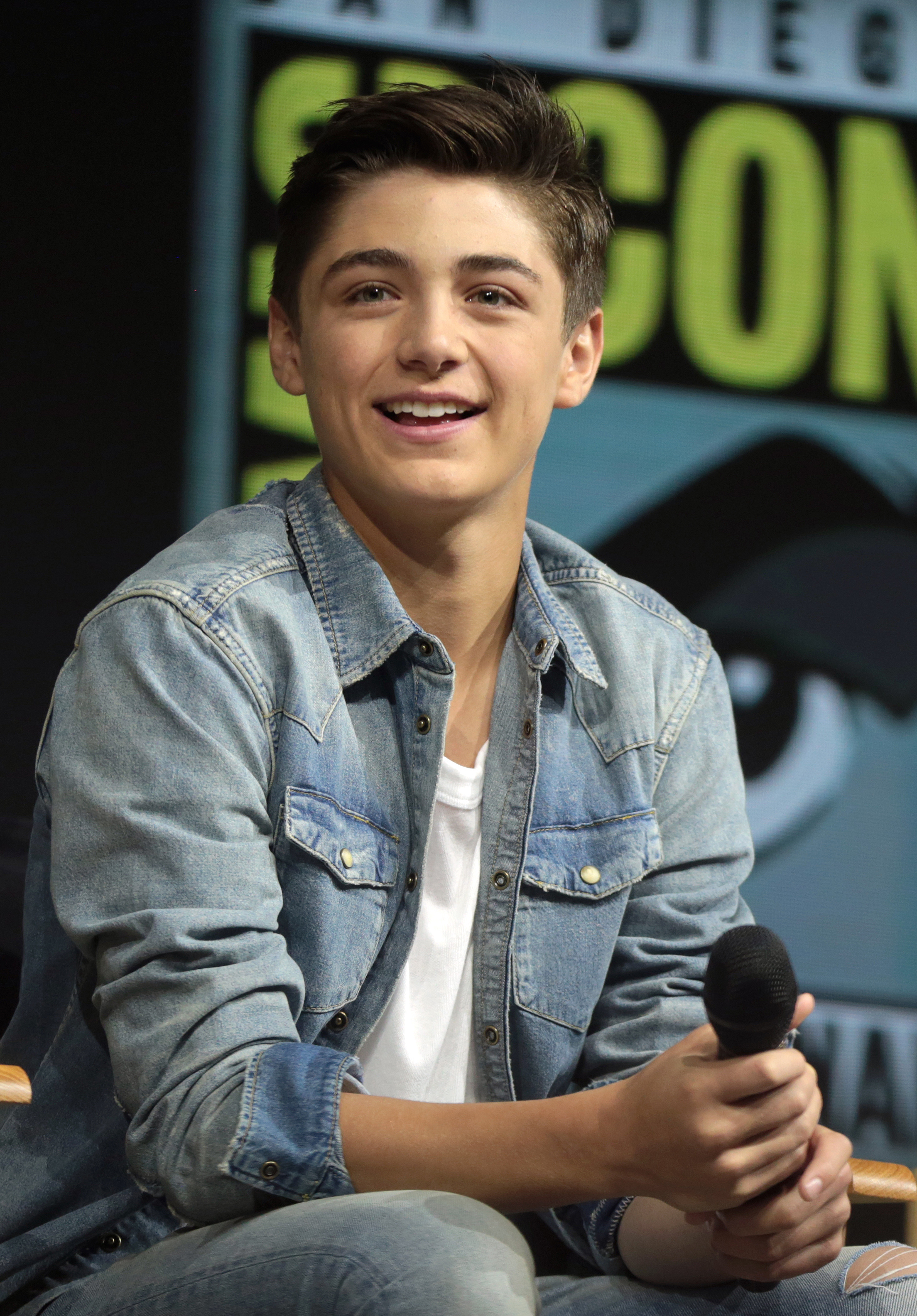 Asher Angel - IMDb