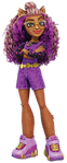 Clawdeen standing