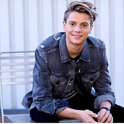 Nickelodeon - Escolha um filme do Jace Norman para assistir todos