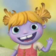 Gina Giant.jpg (94 KB)