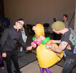 BarbieTingzBTS2.jpg (105 KB)