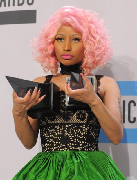 Nicki online minaj awards