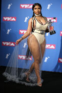 Nicki with her VMA's award for Chun-li