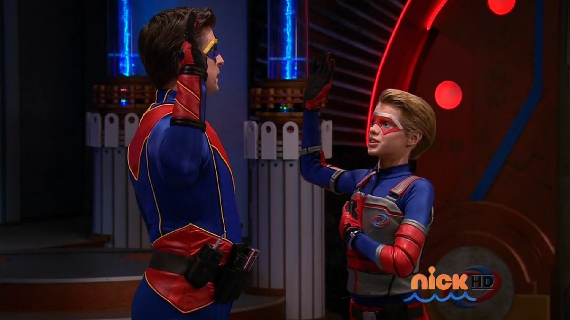 NickALive!: Nickelodeon UK To Premiere The Thundermans And Henry Danger  Crossover Special Danger & Thunder On Friday 9th September 2016