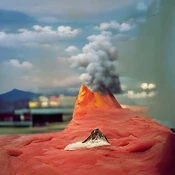 Volcano-stephen-shore.jpeg (18 KB) Stephen Shore