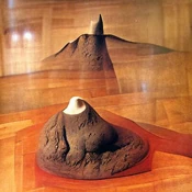 Volcano, by Constantin Brancusi.jpg (27 KB) Constantin Brâncuși
