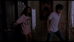 Glen and Nancy find's Tina's bloody corpse.
