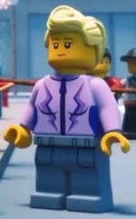 Light purple jacket woman