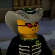 Serpentine disguise Lloyd