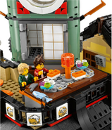 70620 Ninjago City 7