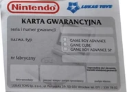 Karta Gwarancyjna z lat 2003-2005 (Logo Nintendo na czerwono, w prawym górnym rogu niebieskie logo Lukas Toys, Reszta w szarym kwadracie, data sprzedaży i pieczątka w tej samej linii na samym dole): Karta Gwarancyjna -Seria i numer gwarancji -Nazwa, typ: *Game Boy Advance, *Game Cube, *Game Boy Advance SP -Nr fabryczny -Data sprzedaży -Pieczątka sklepu i podpis Lukas Toys Sp.z.o.o