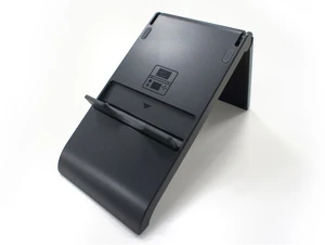 Kid-Icarus-Uprising-Stand-1