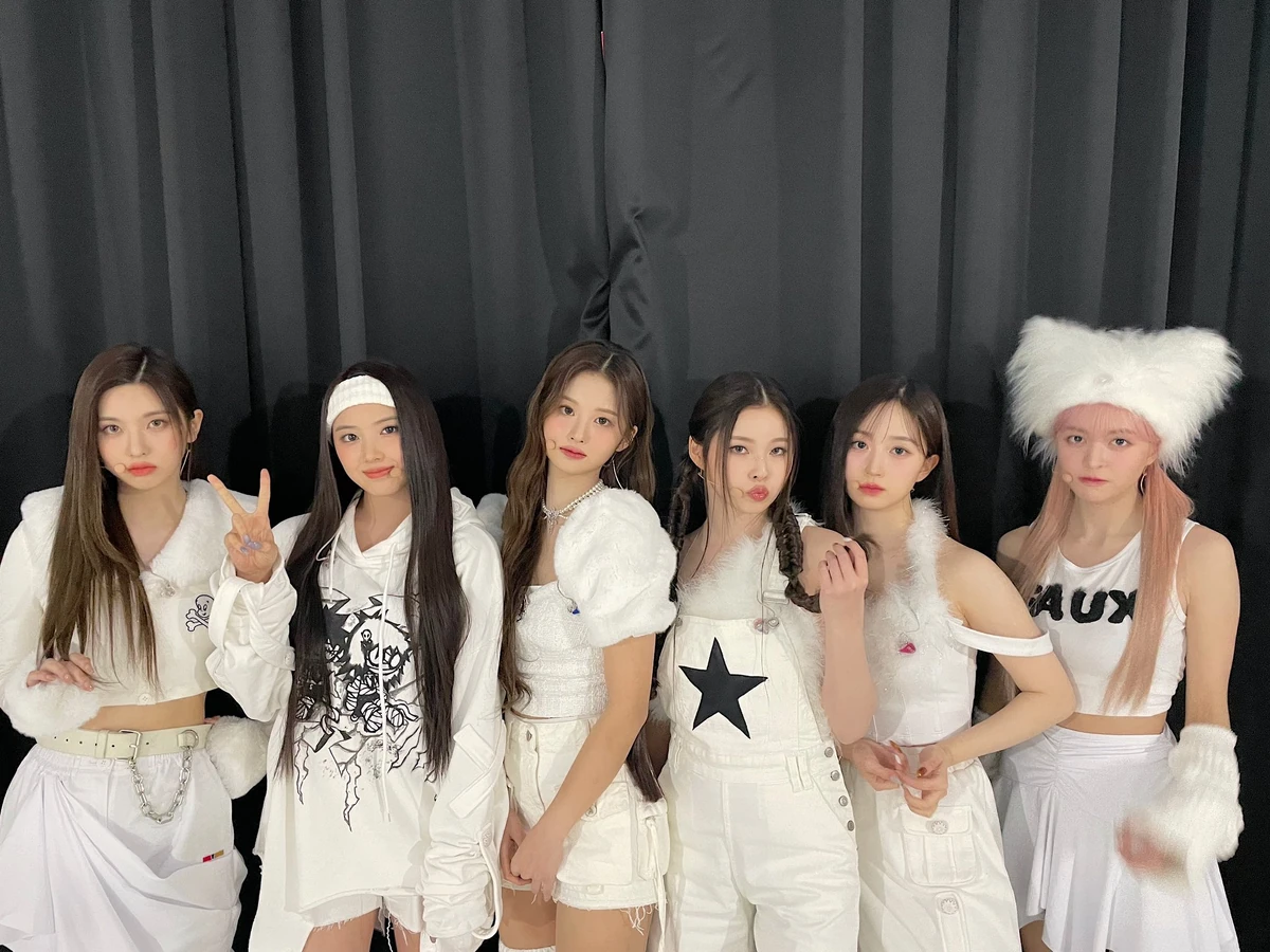 Кпоп группа nmixx. Энмикс группа. Энмикс группа. Группа nmixx участницы. Энмикс кпоп.