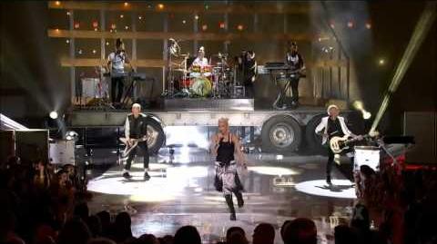 No Doubt - Settle Down (Teen Choice Awards 2012) HD