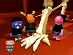 Smiling flower Screenbug