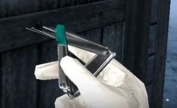 NOLF2 NailClipperLockPick.png