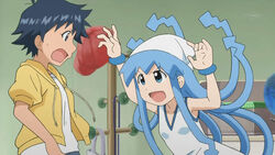 Ika scaring Nagisa