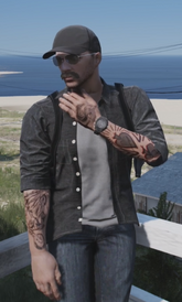 Flop's new casual outfit