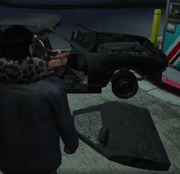 Lang's Taxi blows up, downing Tony, Lang, and Nino, with only Humberto survivng.